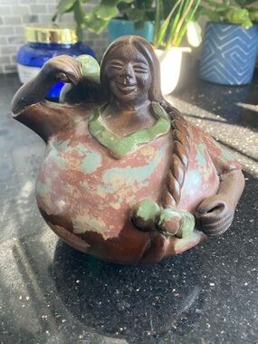 Vintage Chulucanas Pottery Fine Art Ceramic Collectible Signed